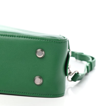 Balenciaga Shiny Day Calfskin S Triangle Duffle Vert Irlandais 8 of 8