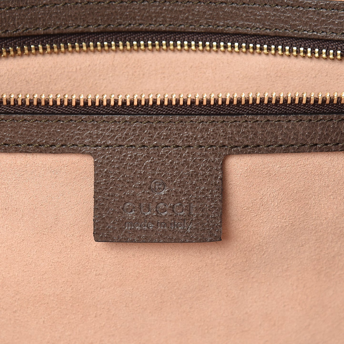 GG Supreme Monogram Bengal Medium Boston Beige PInk