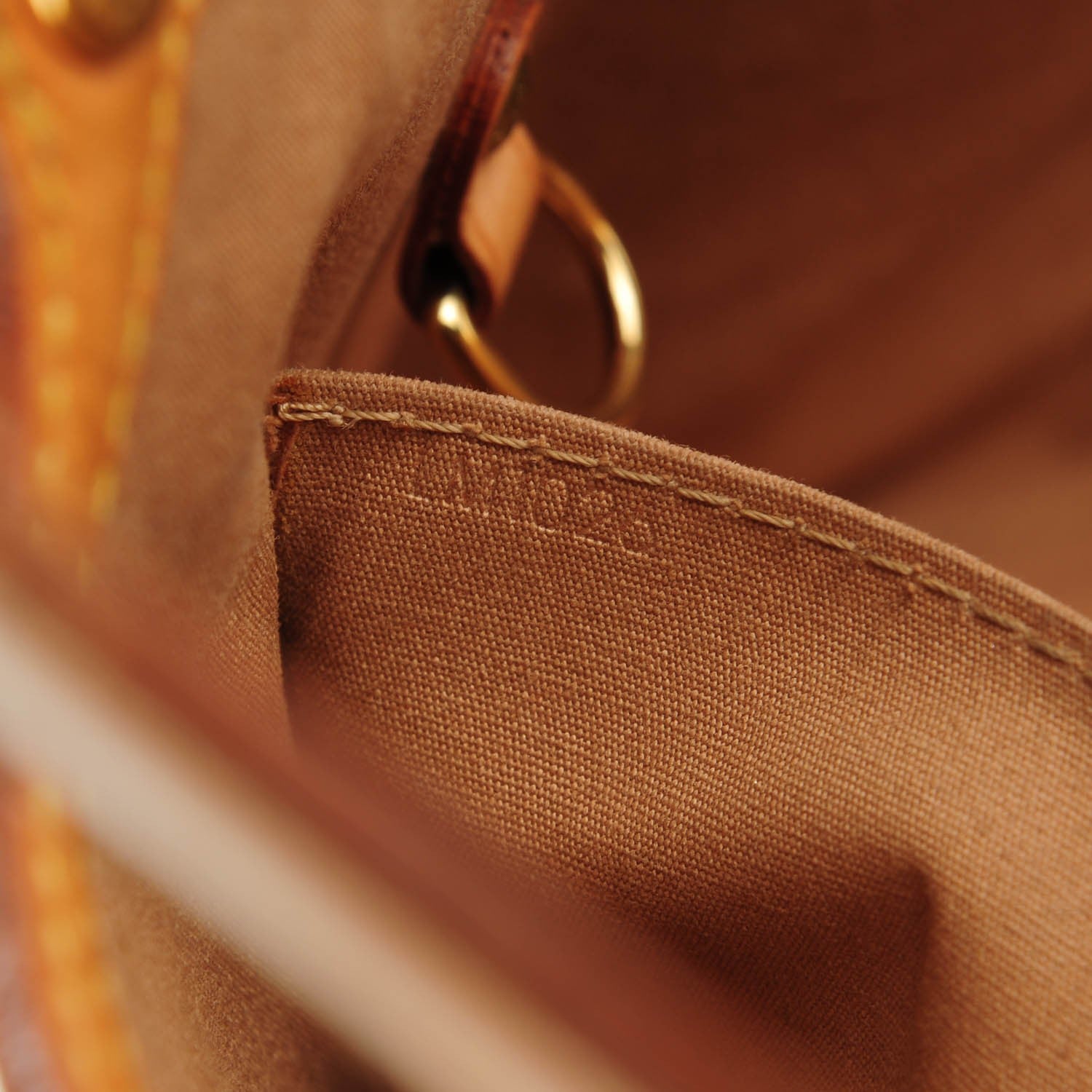 Louis Vuitton Vernis Roxbury Drive Noisette 7 of 9