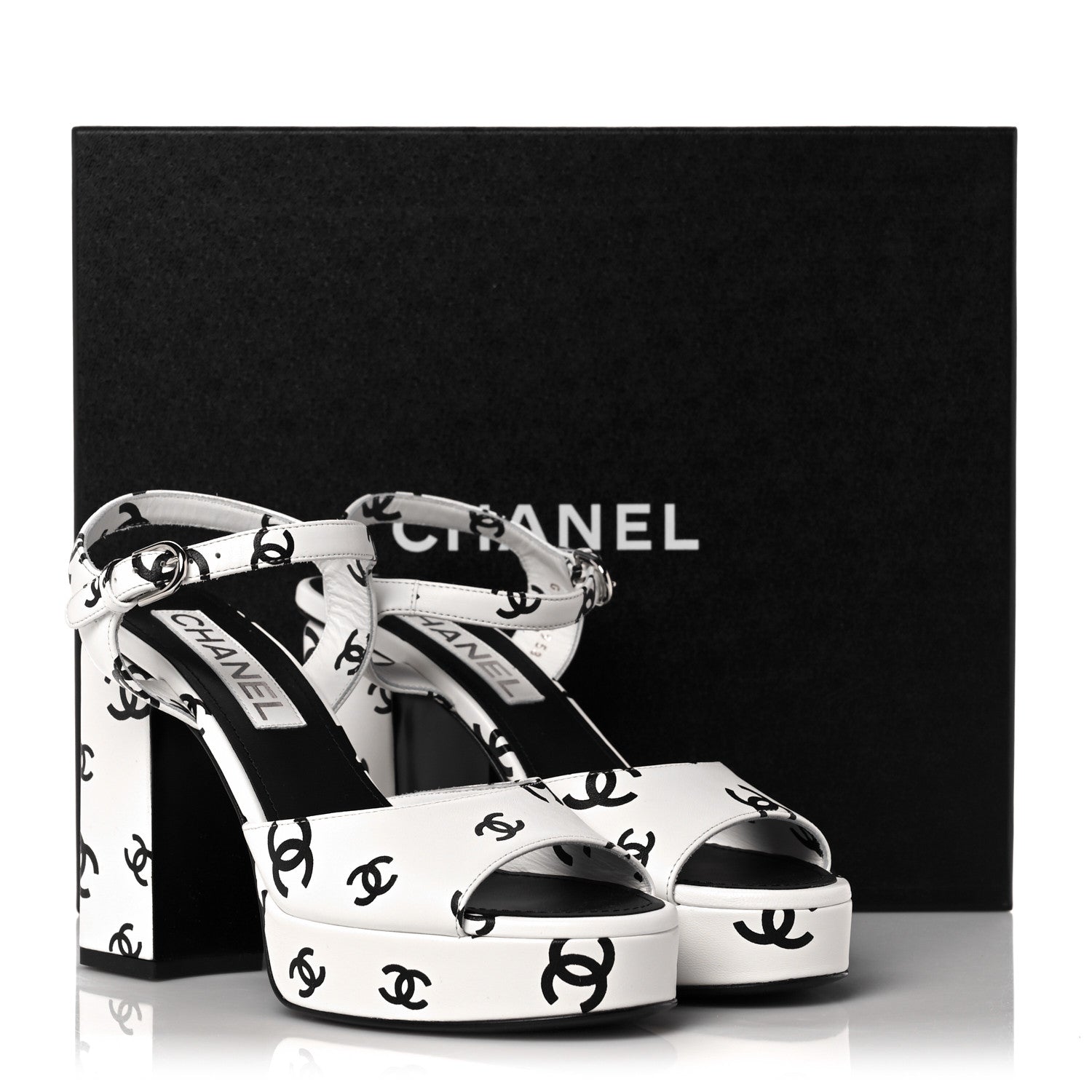 Chanel Printed Lambskin Coco Beach Platform Sandals 40 White Black 10 of 10