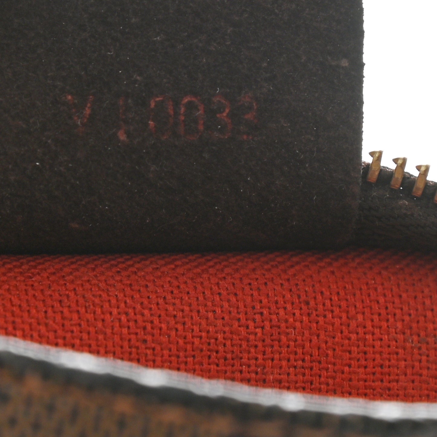 Damier Ebene Navona Pochette Accessories