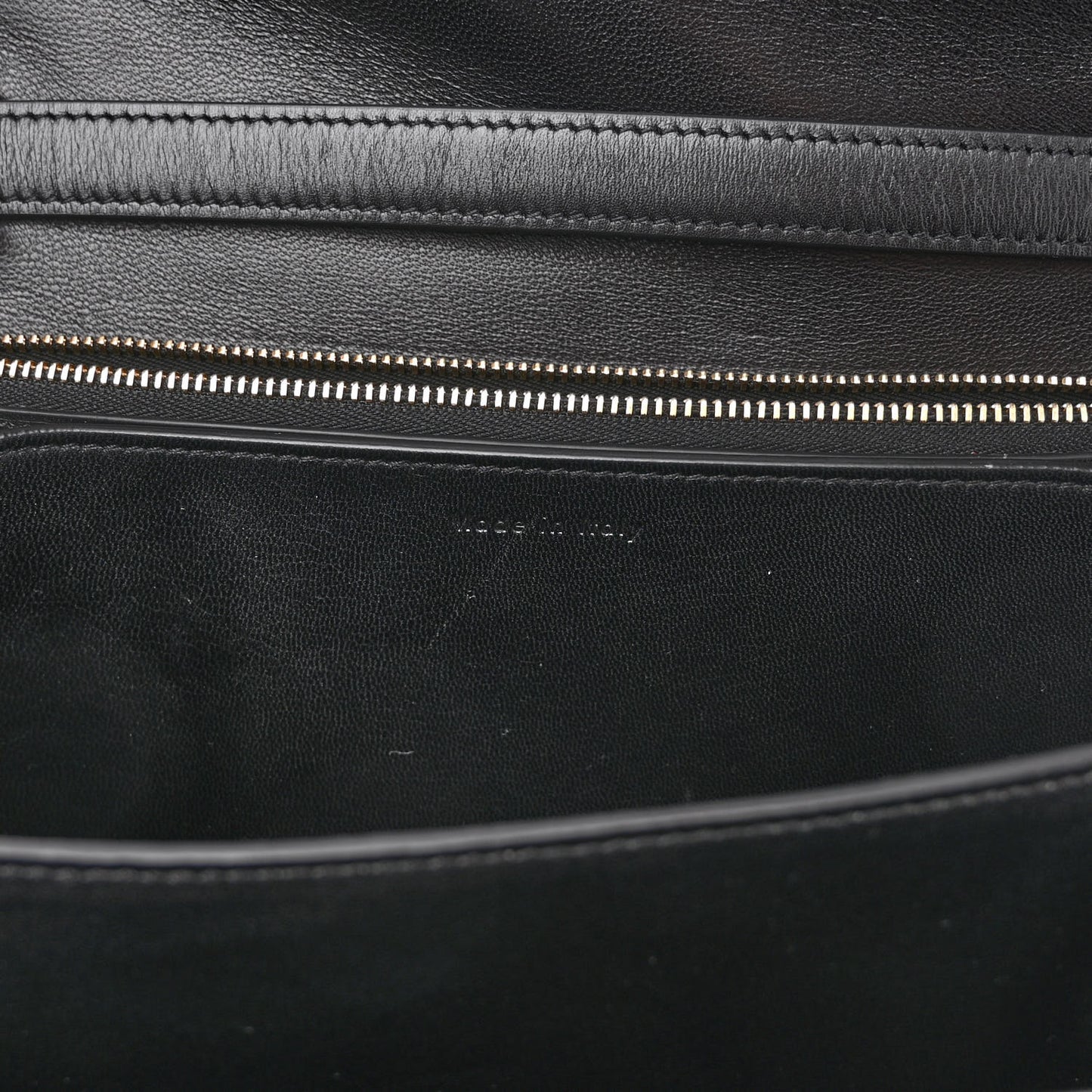 Box Calfskin Medium Classic Box Flap Bag Black