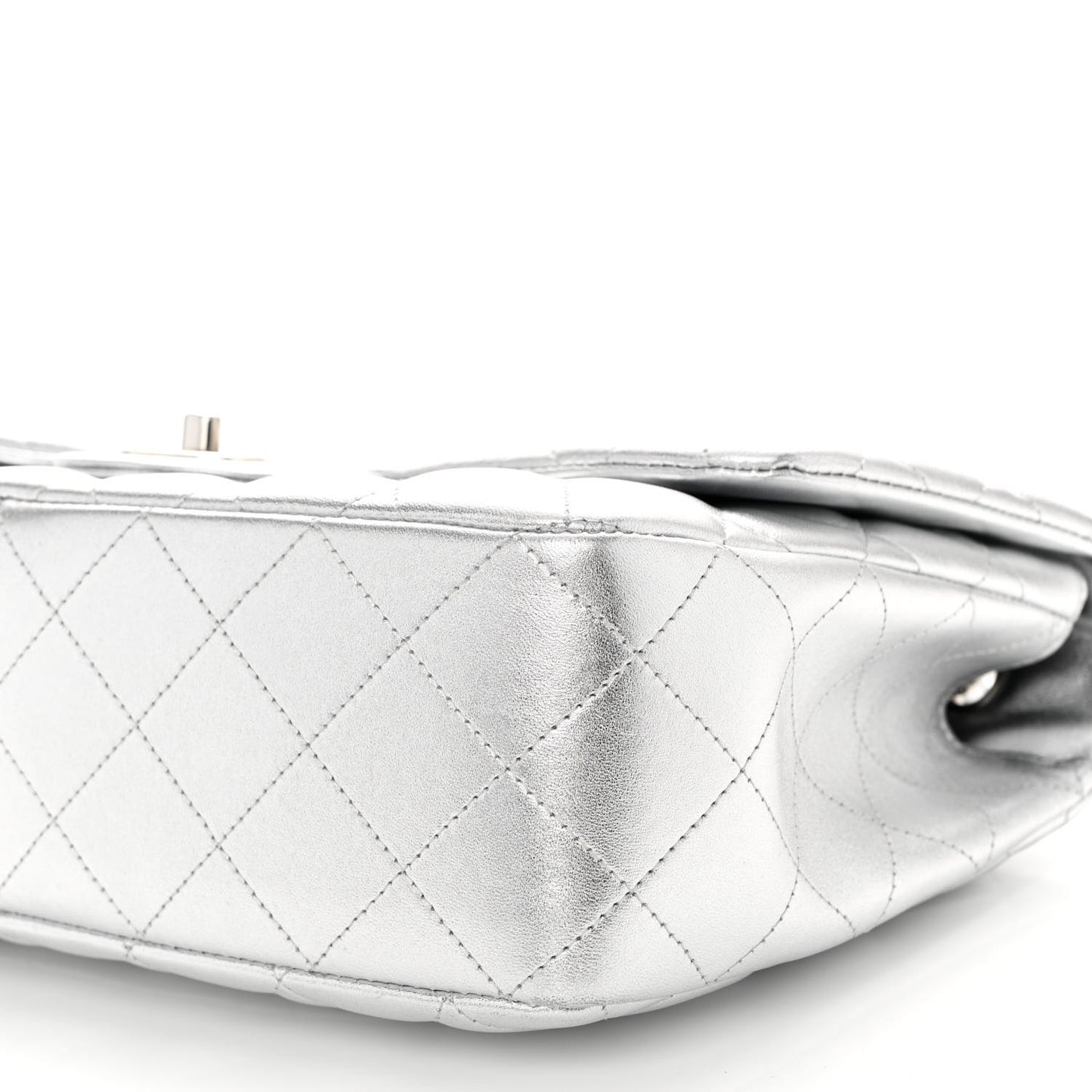 Metallic Lambskin Quilted Jumbo Single Flap Silver