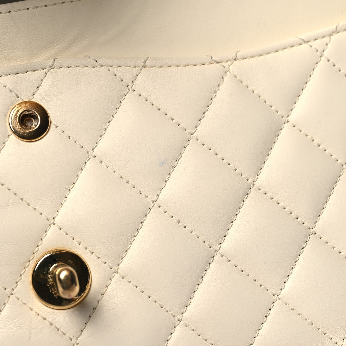 Lambskin Quilted Medium Double Flap White