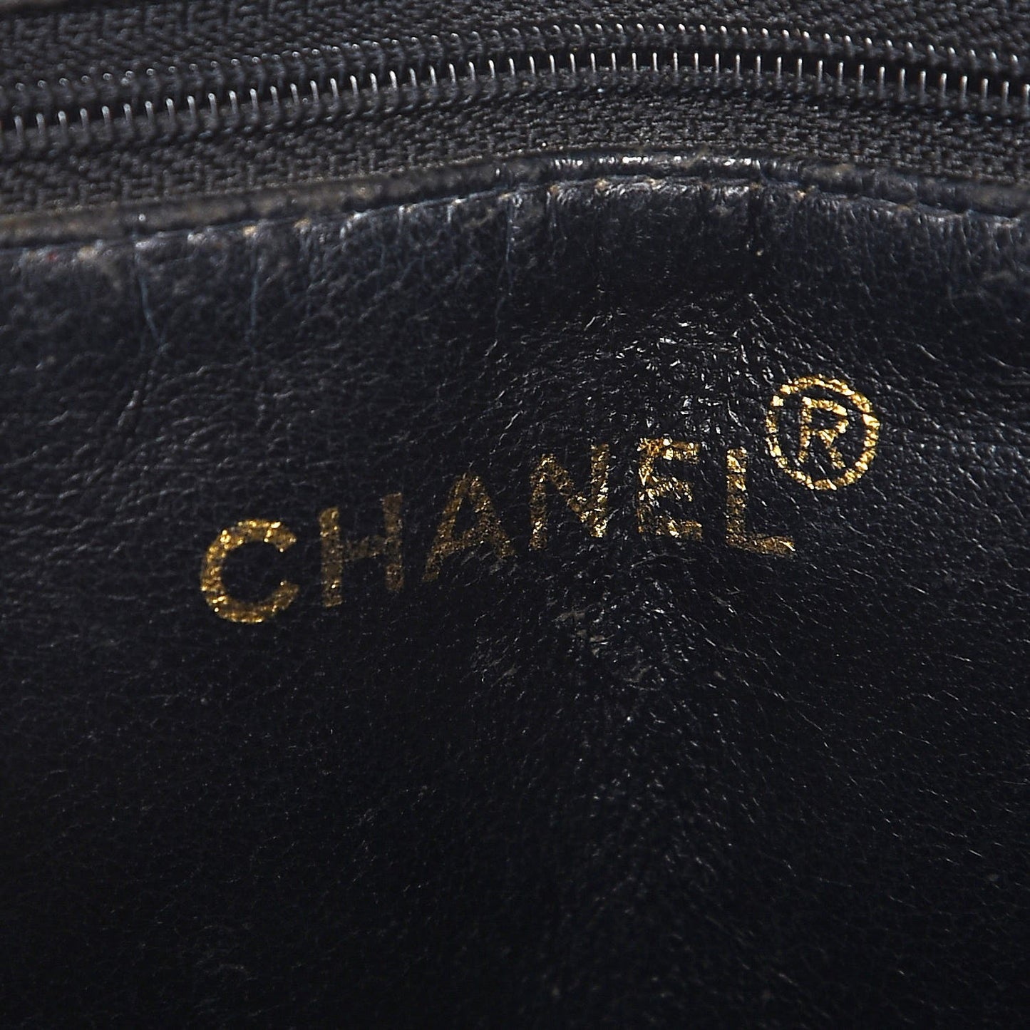 Caviar Quilted Medallion Tote Navy