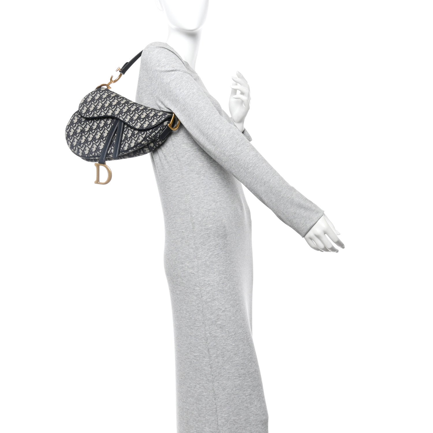 DIOR ディオール Oblique Saddle Shoulder bag M0447CTZQ オブリーク サドル ショルダーバッグ ネイビー Unveiling My New Dior Oblique Embroidered Canvas Bag | PurseBlog