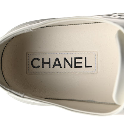 Chanel Printed Calfskin Grosgrain CC Sneakers 39 White Black 7 of 9