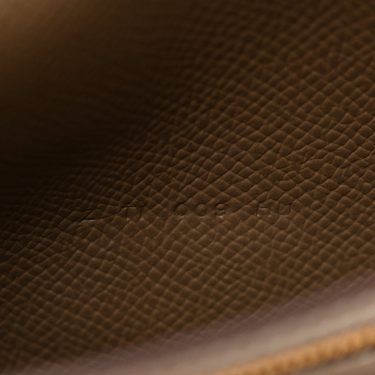Epsom Bearn Gusset Wallet Etoupe