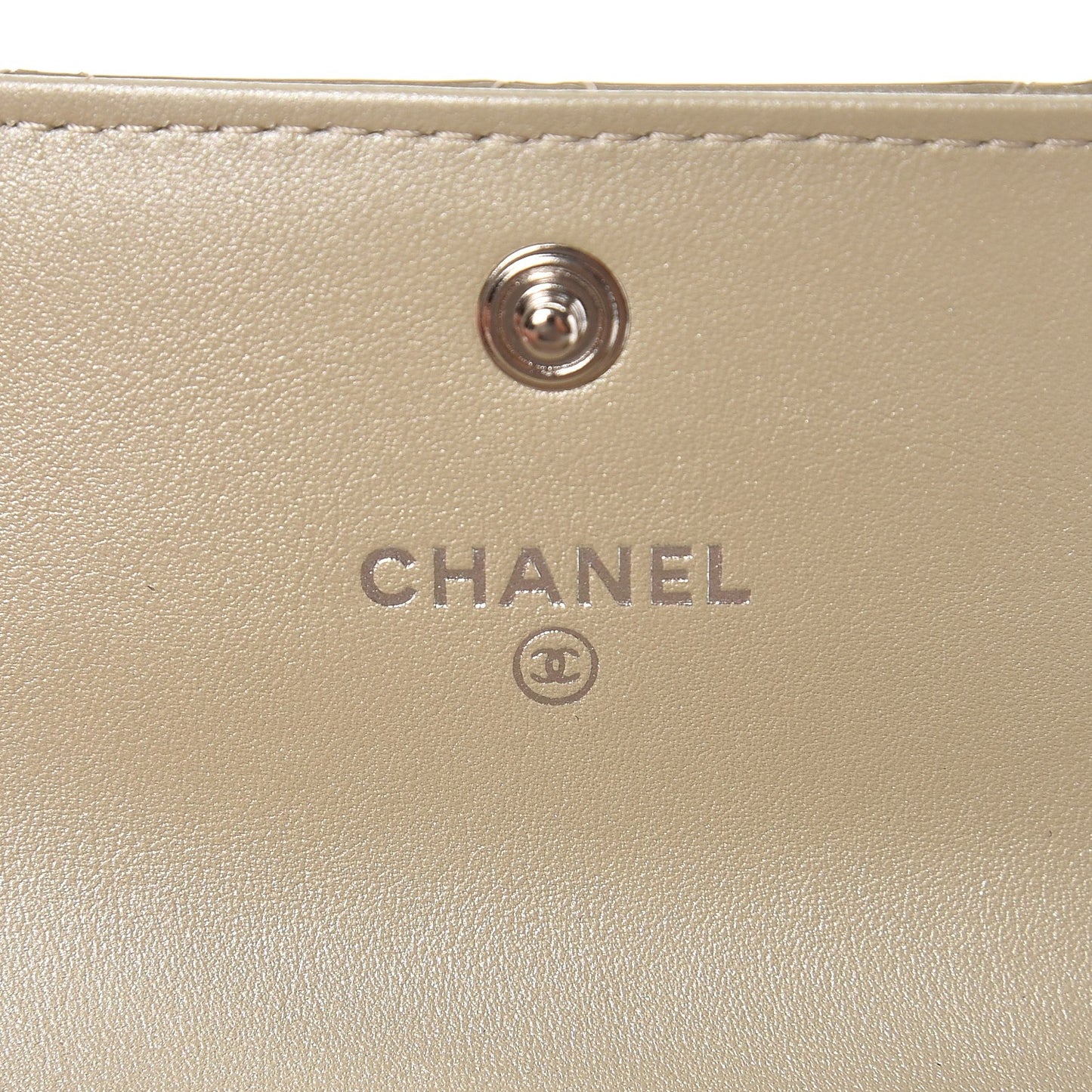 Patent Quilted Card Holder Light Gold