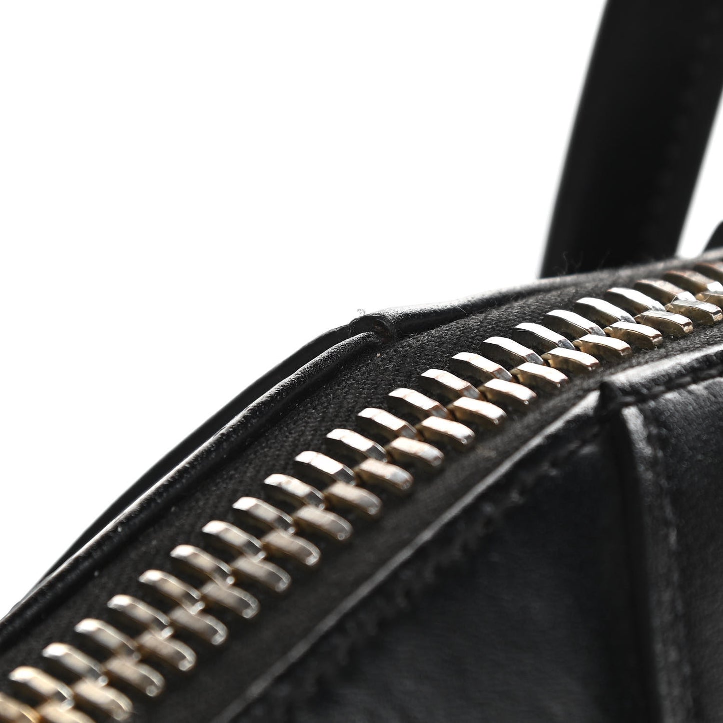 Shiny Lord Calfskin Medium Antigona Black