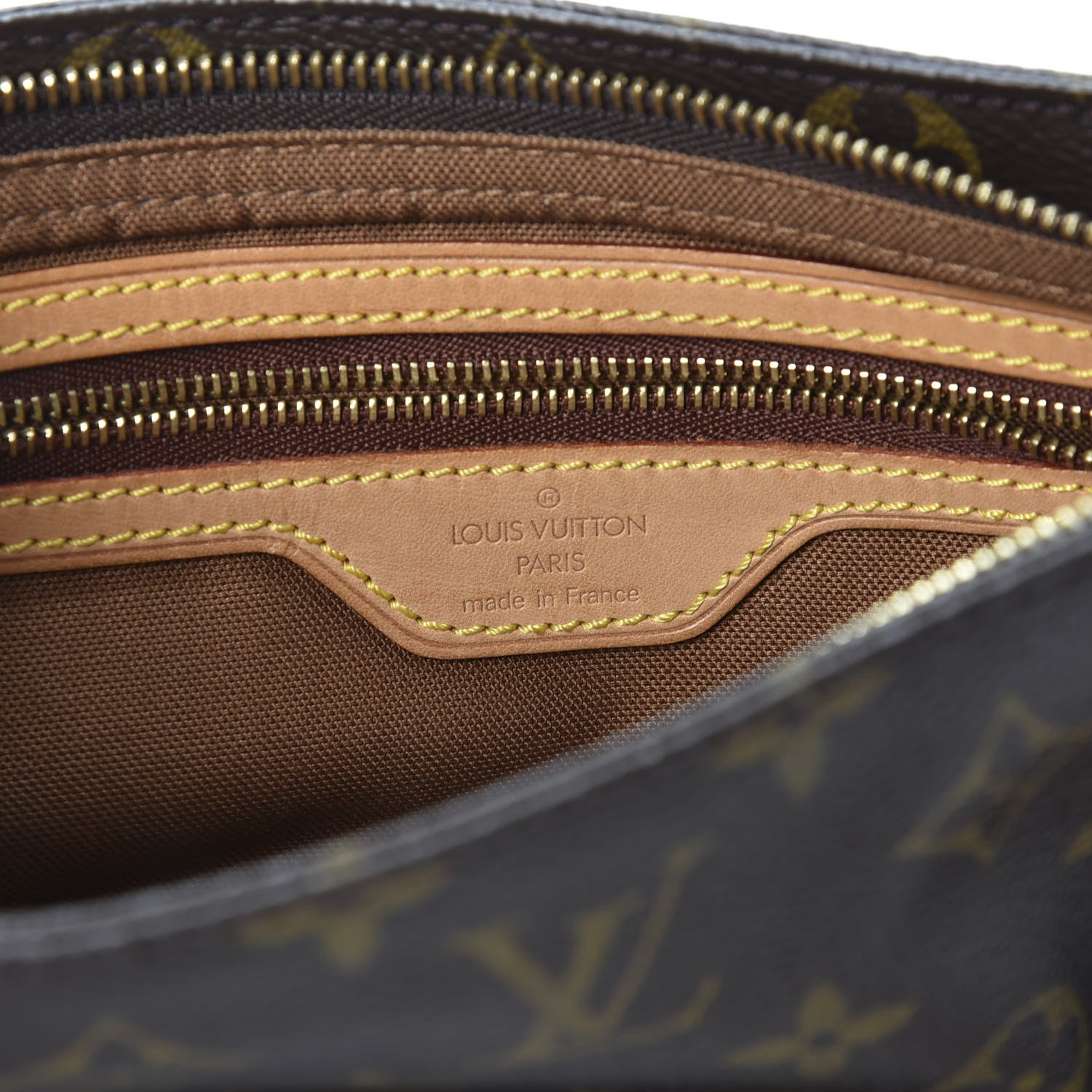 Louis Vuitton Monogram Trotteur 7 of 9