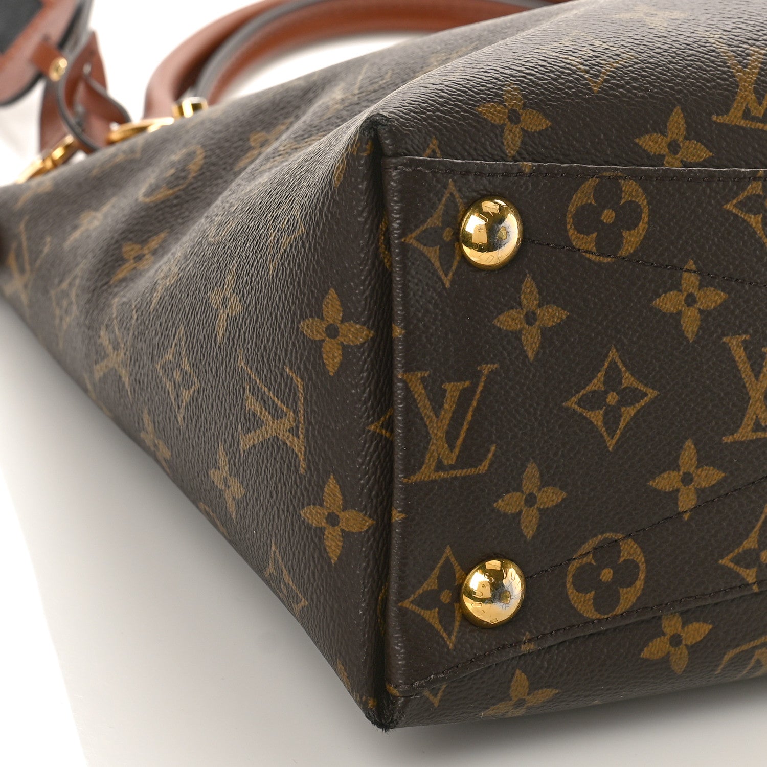 Louis Vuitton Monogram V Tote MM Black 9 of 11