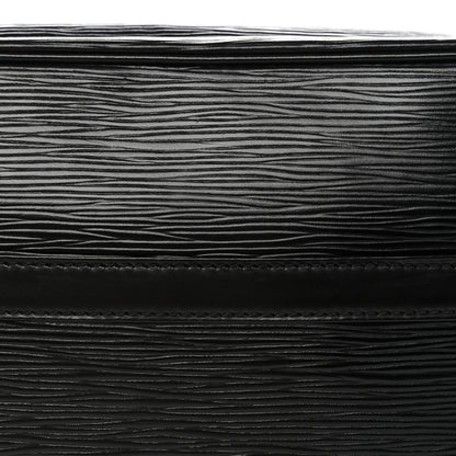 Louis Vuitton Epi Trocadero 24 Black 7 of 11