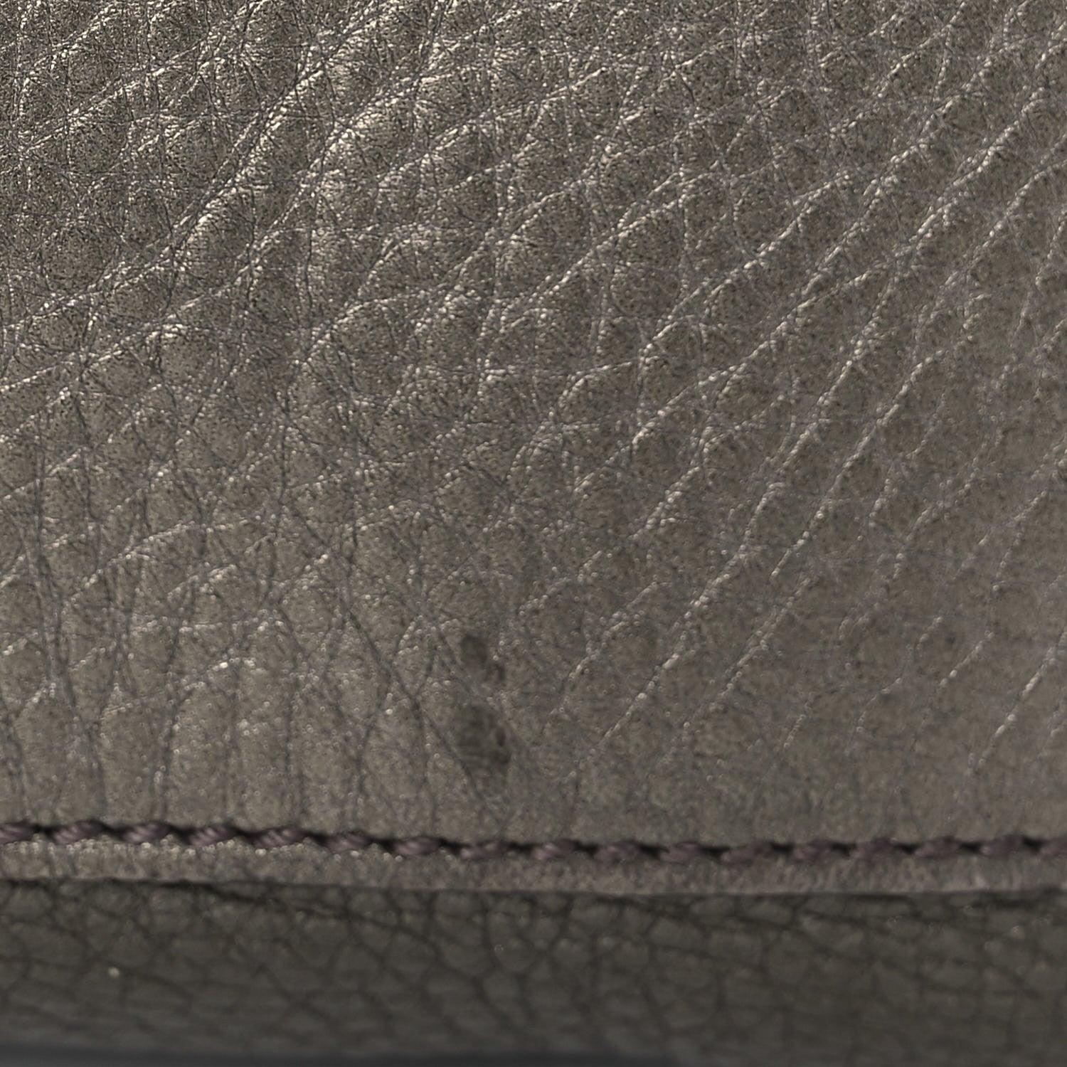 Gucci Metallic Pebbled Calfskin Medium Soho Chain Shoulder Bag Sasso 11 of 36
