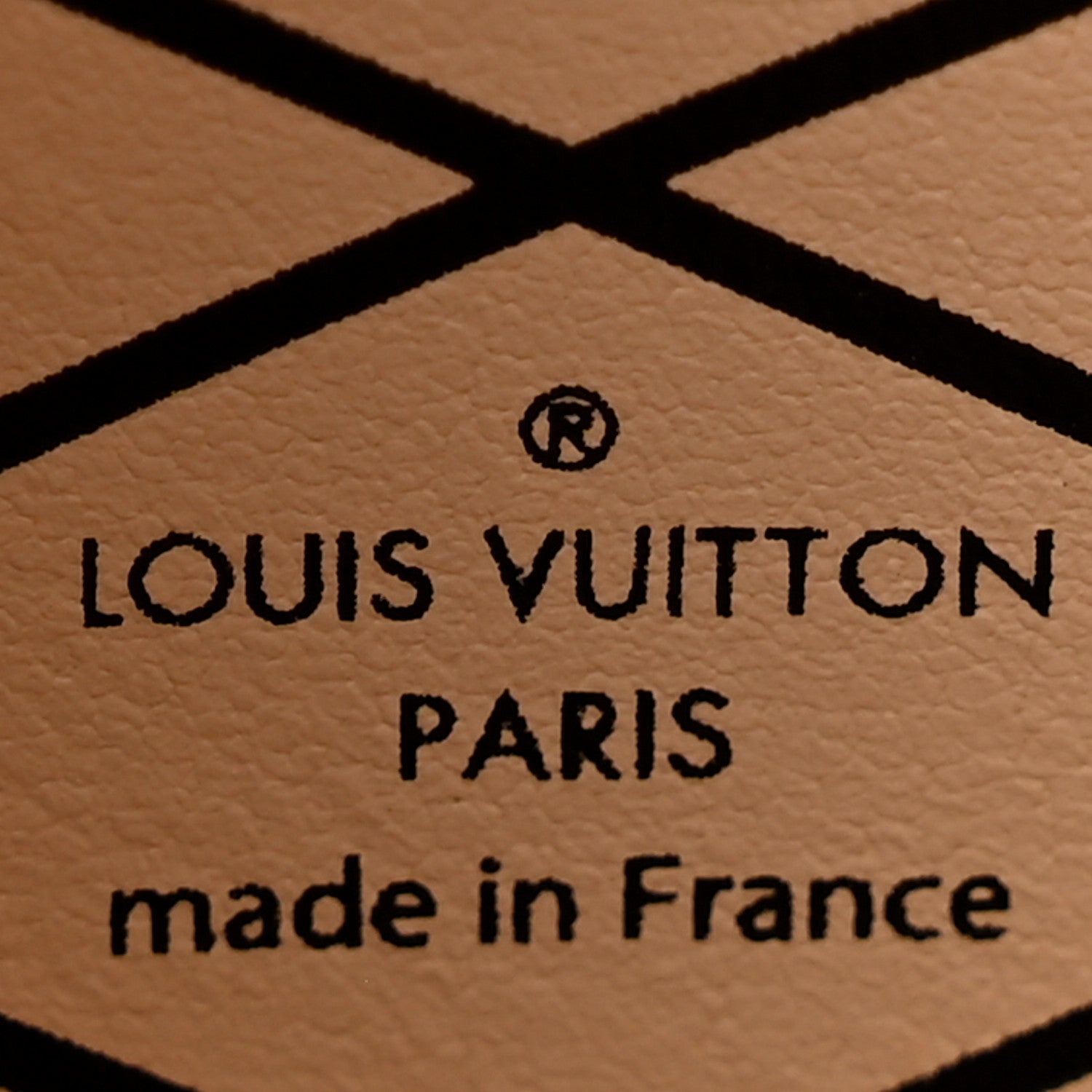 Louis Vuitton Alligator Trunk Chain Wallet Pearl 6 of 9