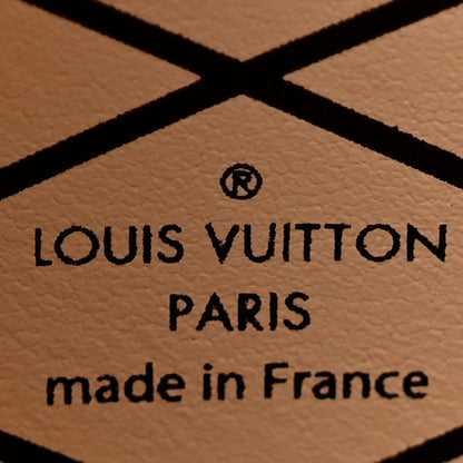 Louis Vuitton Alligator Trunk Chain Wallet Pearl 6 of 9