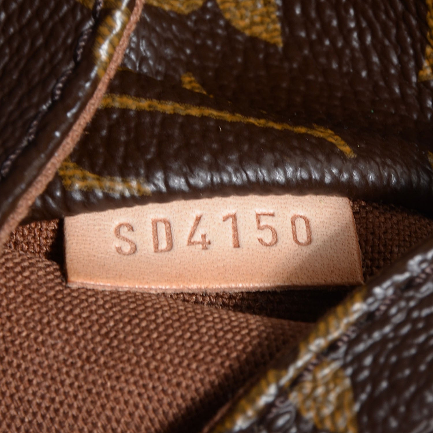 Louis Vuitton Monogram Totally PM 6 of 7