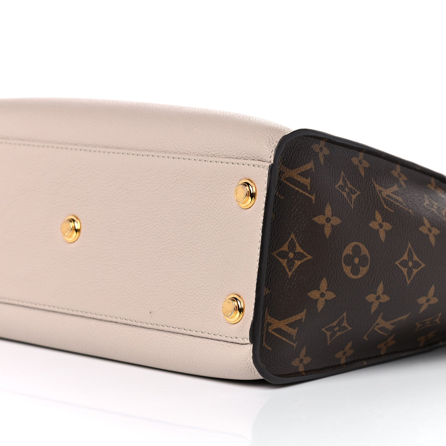 Louis Vuitton Calfskin Monogram On My Side Greige 8 of 9
