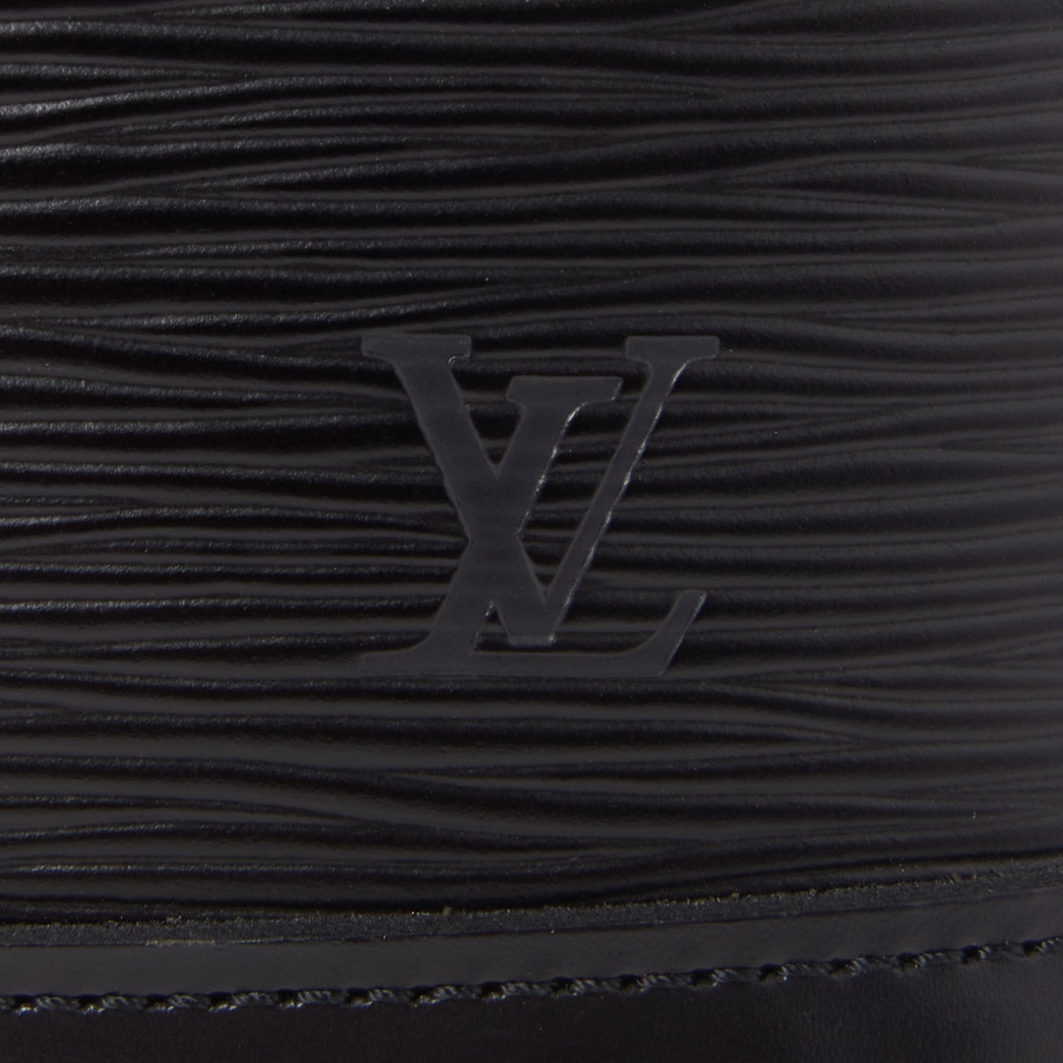Louis Vuitton Epi Alma PM Black 7 of 8