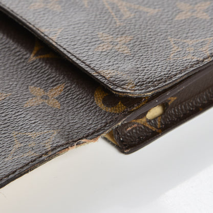 Louis Vuitton Monogram iPad Case 9 of 12