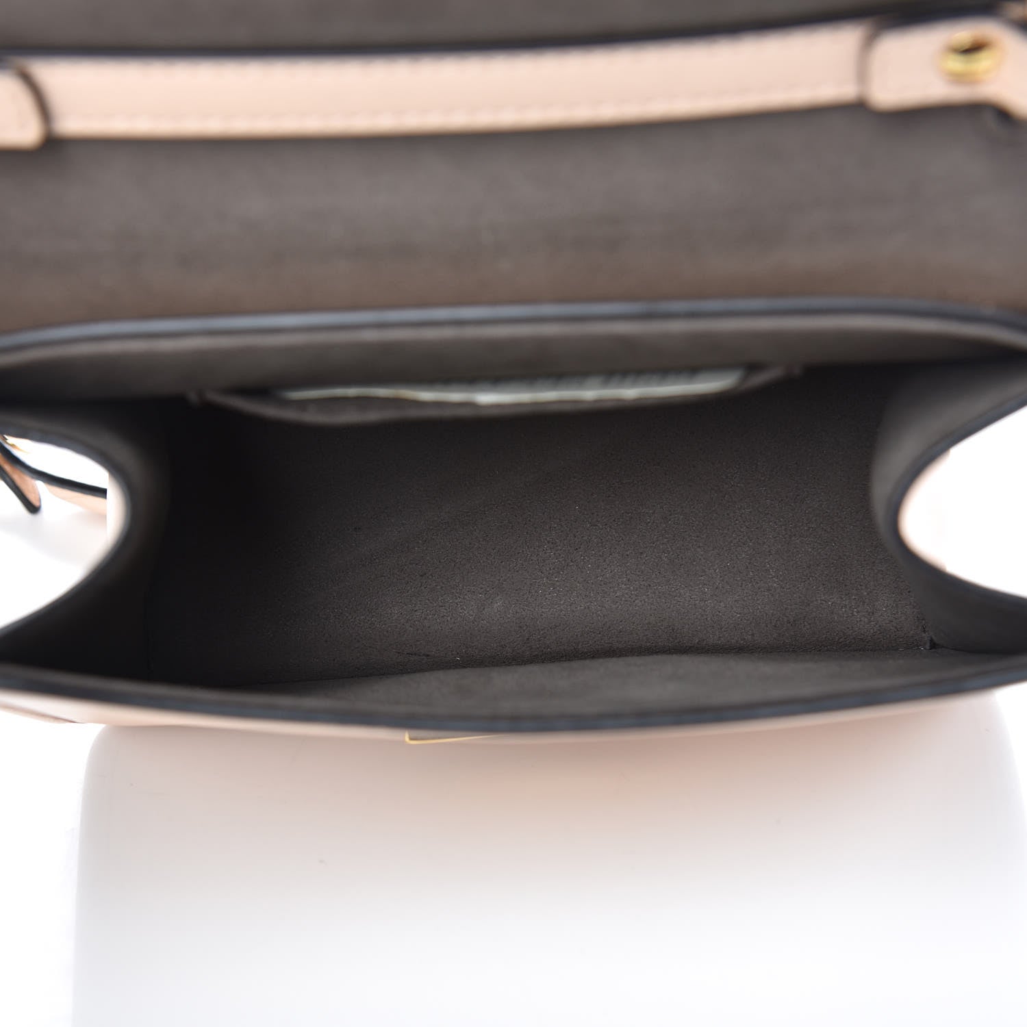 Fendi Vitello Century Opaco F is Fendi Small Kan I Shoulder Bag Plaster 5 of 11