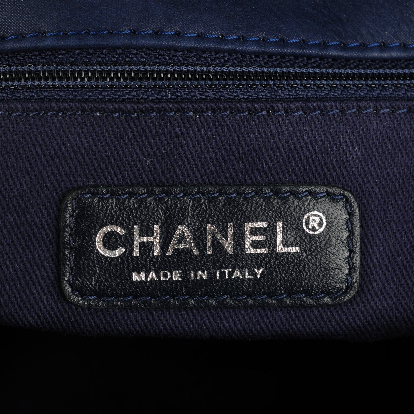 Iridescent Calfskin Quilted Large New Bubble Flap Dark Blue