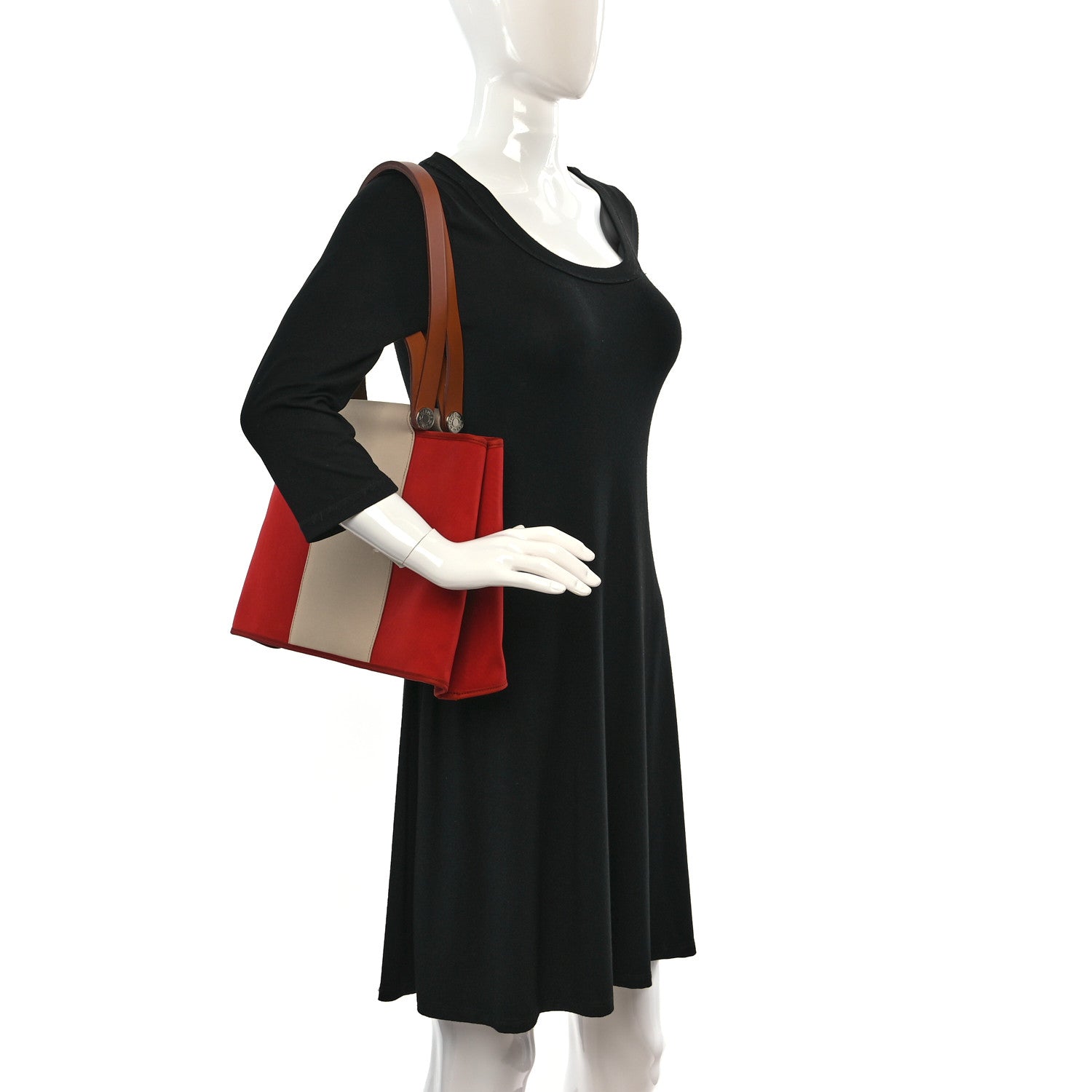 Hermes Toile Cabag 39 Rouge Grenat 2 of 10