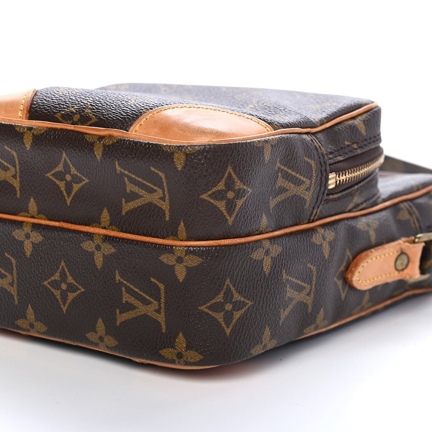 Monogram Amazone