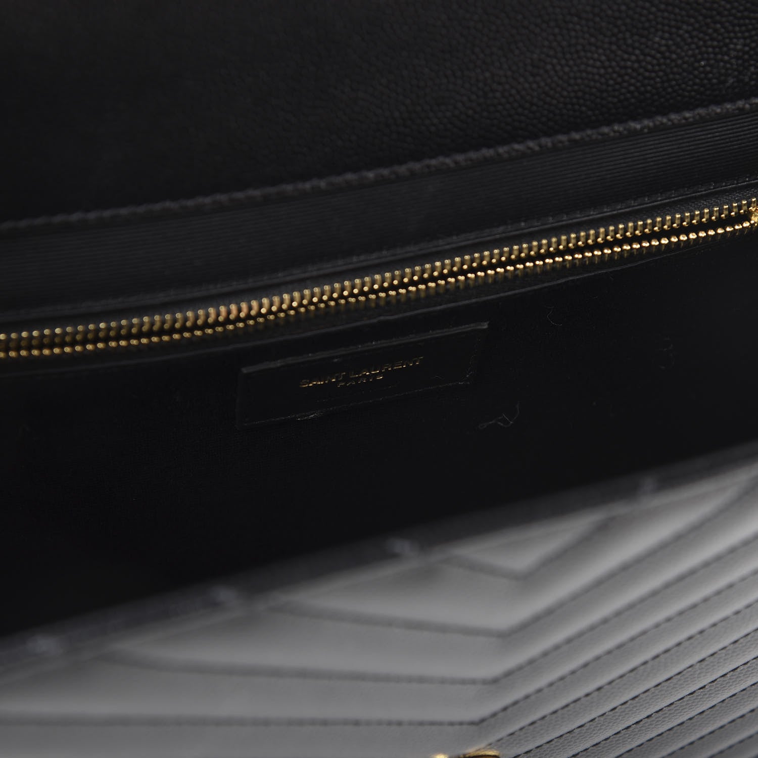Saint Laurent Grain De Poudre Matelasse Chevron Large Monogram Satchel Black 7 of 8