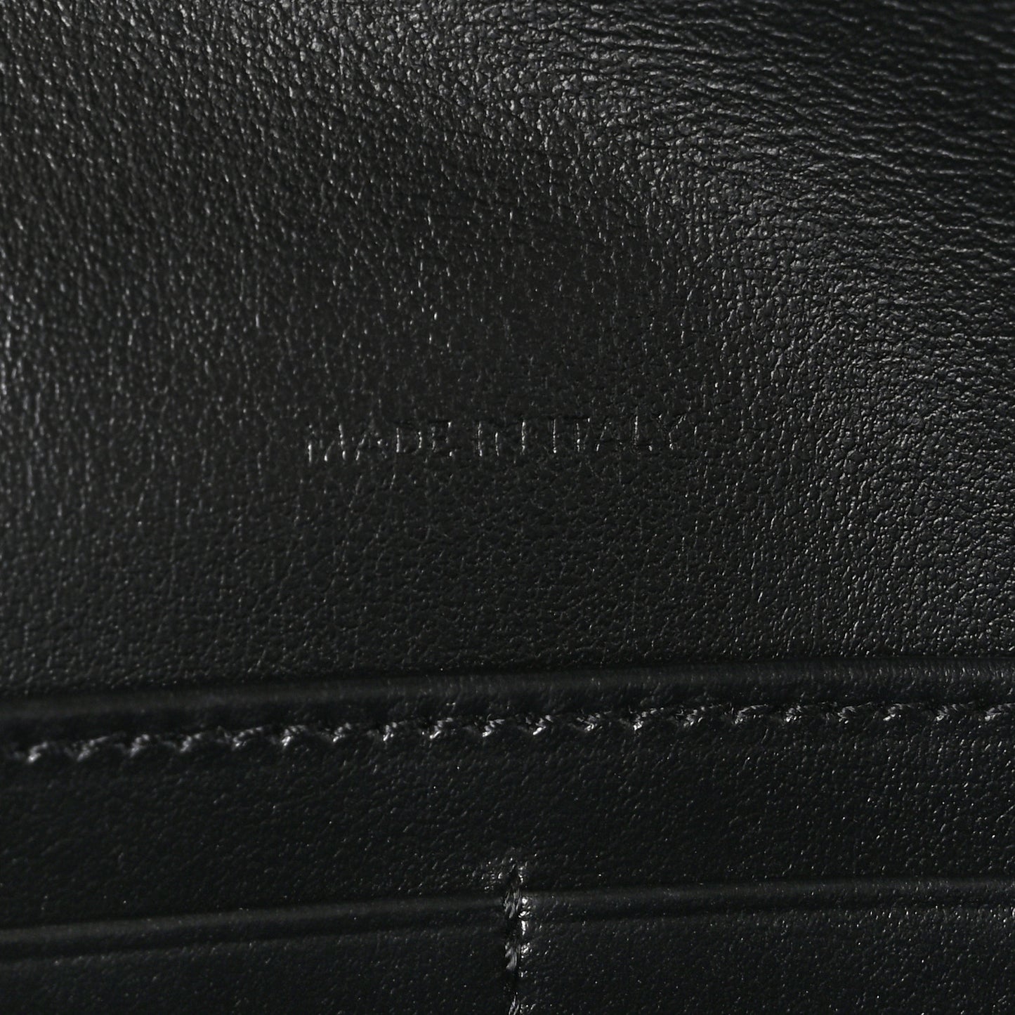 Shiny Calfskin Triomphe Margo Wallet on Chain Black