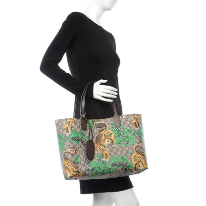 Gucci GG Supreme Monogram Bengal Medium Shopping Tote Beige Yard 2 of 6