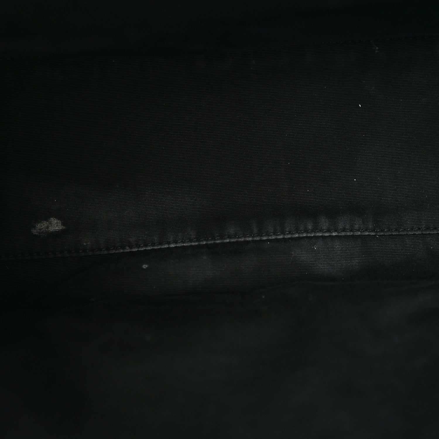 Saint Laurent Crinkled Calfskin Matelasse Monogram Large Niki Shopper Tote Black 5 of 12