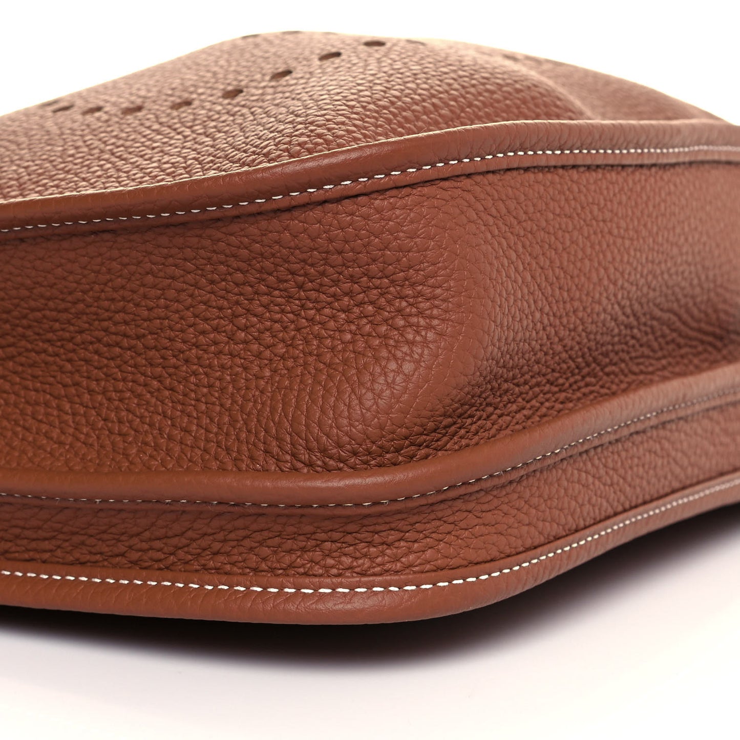 Taurillon Clemence Evelyne III PM Gold