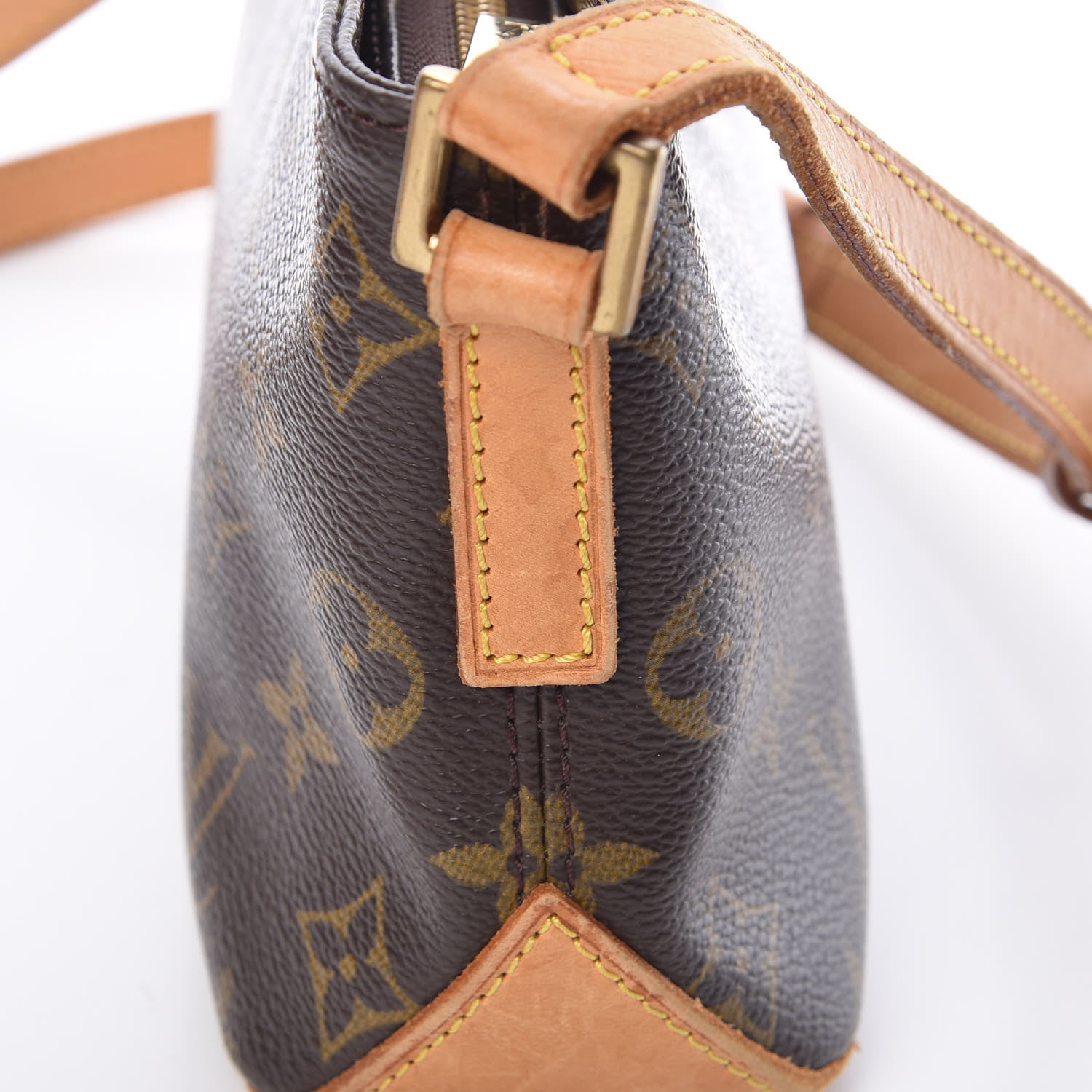 Louis Vuitton Monogram Trotteur 11 of 18