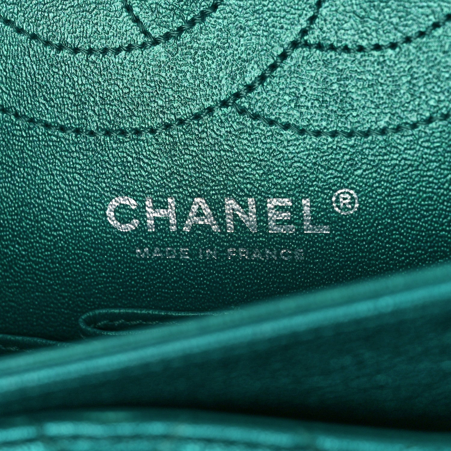 Chanel Metallic Sheepskin Quilted 2.55 Reissue 225 Flap Green 6 of 9