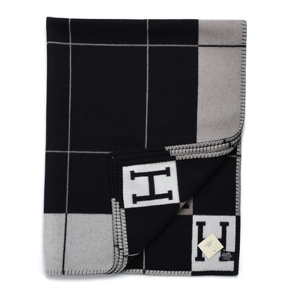 Hermes Wool Cashmere Avalon III Blanket Ecru Gris Fonce 3 of 4