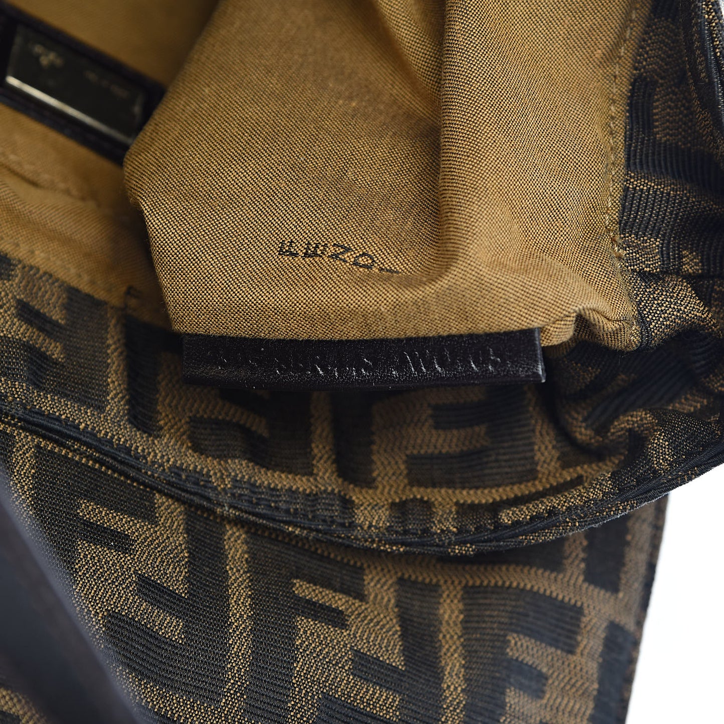 Zucca Small Chef Shoulder Bag Tobacco