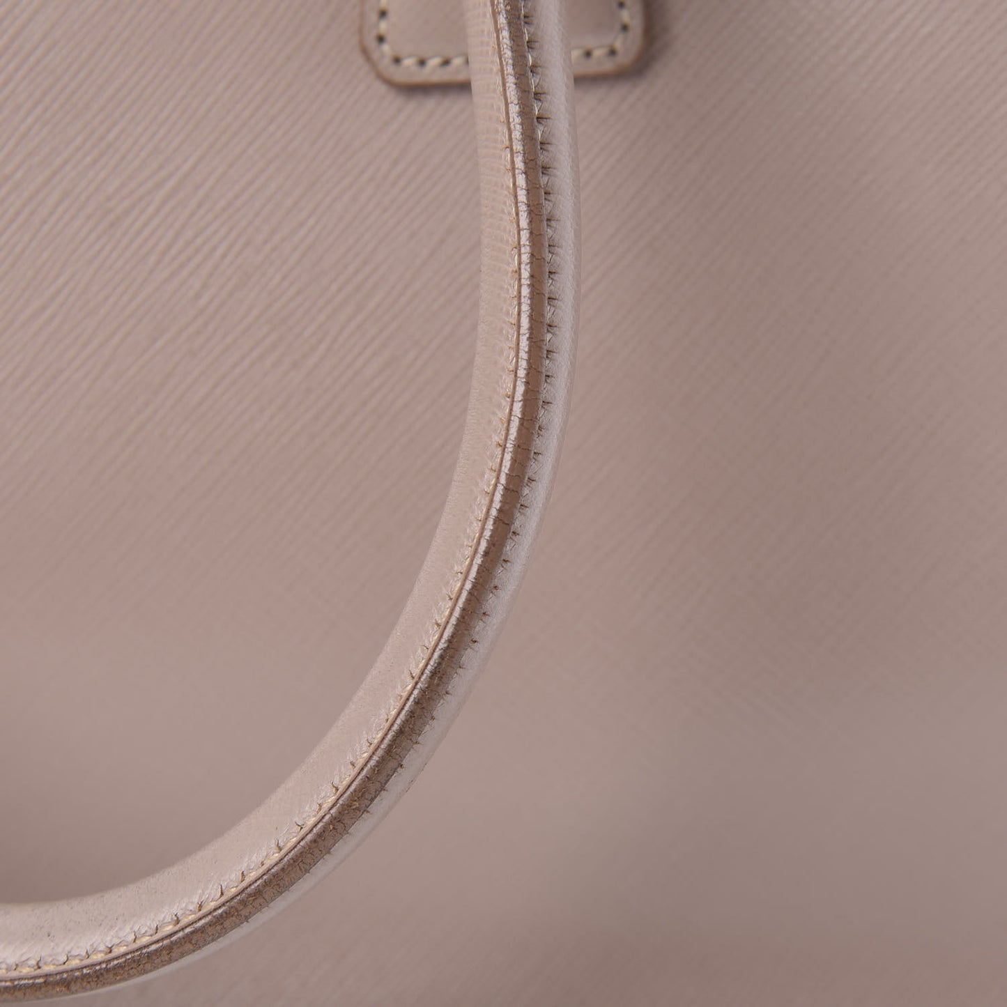Saffiano Medium Galleria Double Zip Tote Cammeo