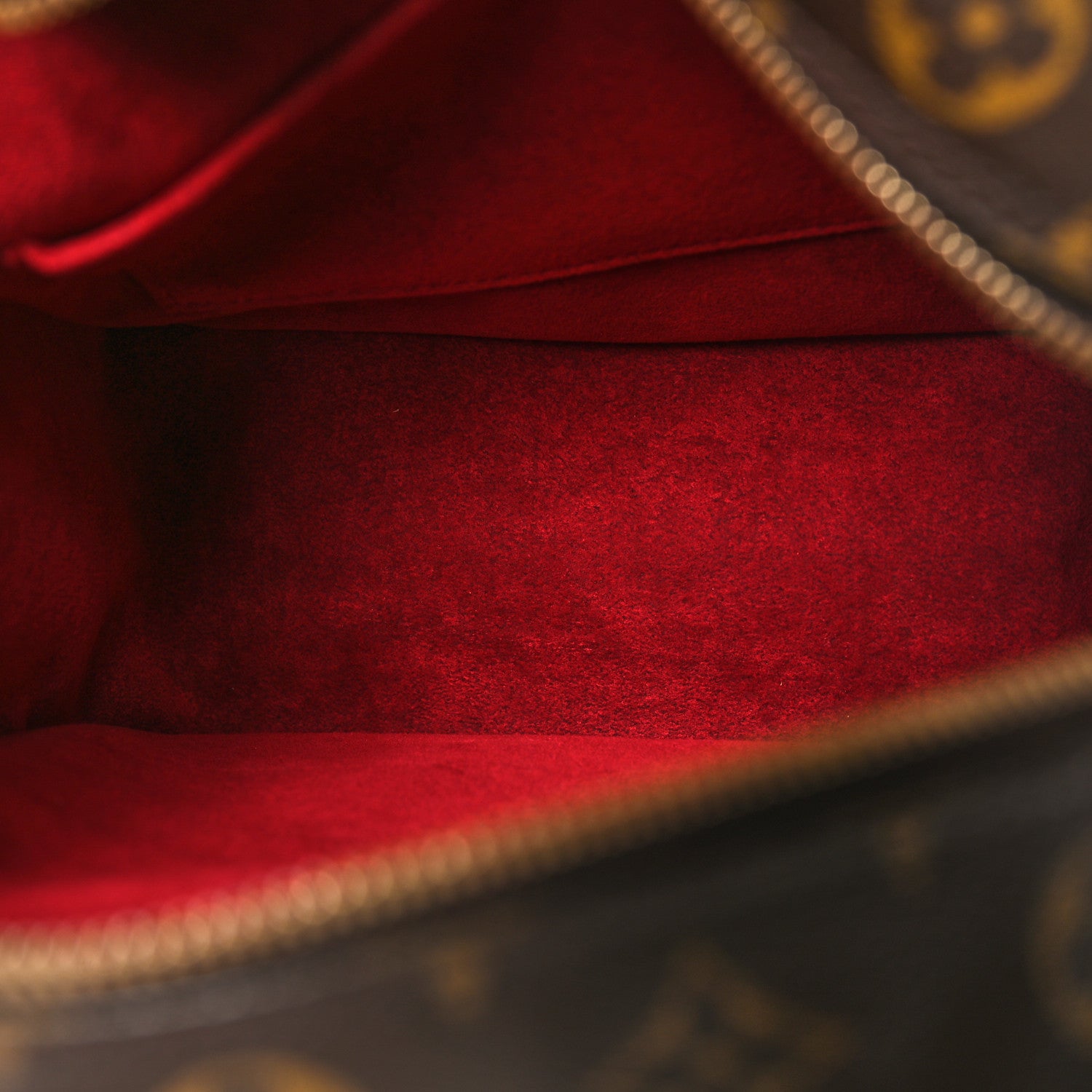 Louis Vuitton Monogram Excentri-Cite 5 of 10