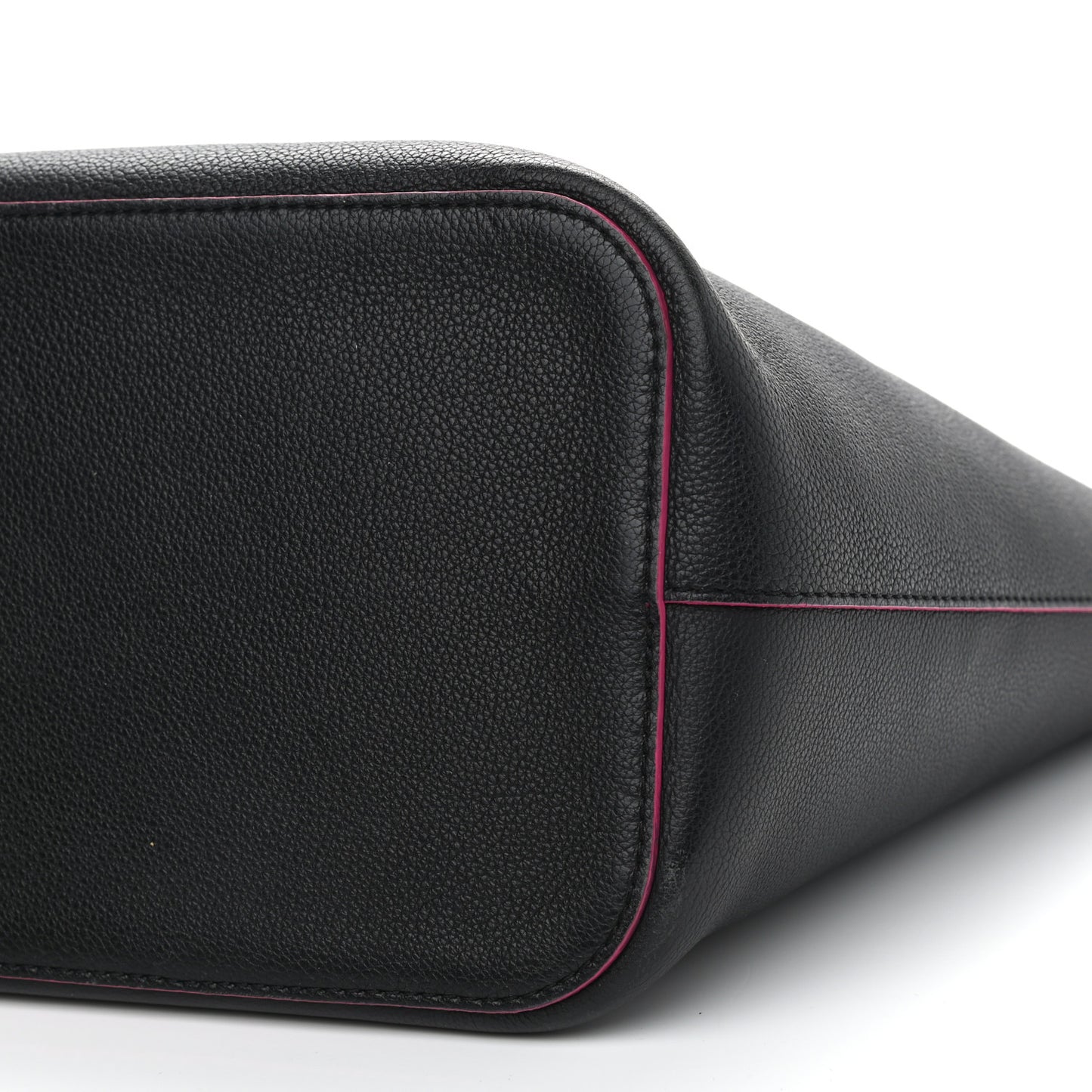 Calfskin Lockme Bucket Black