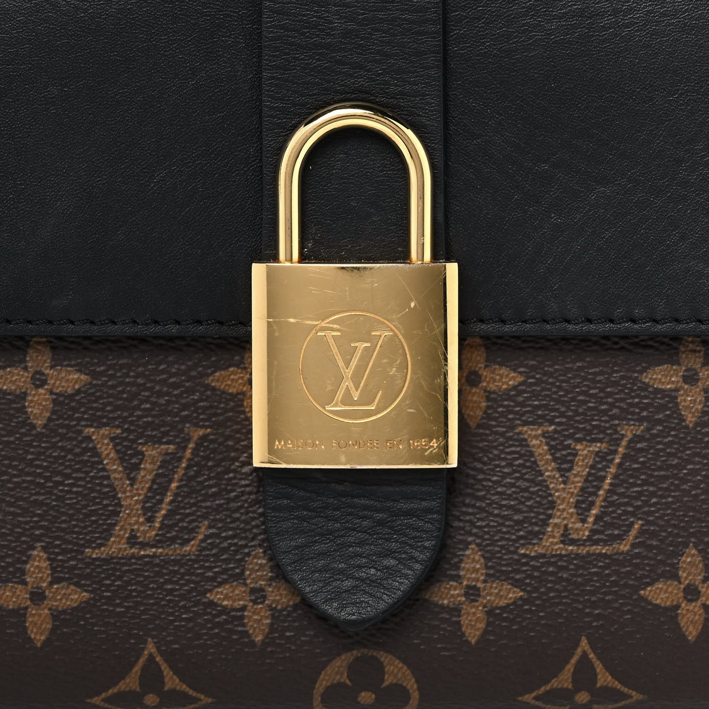 Monogram Locky BB Black
