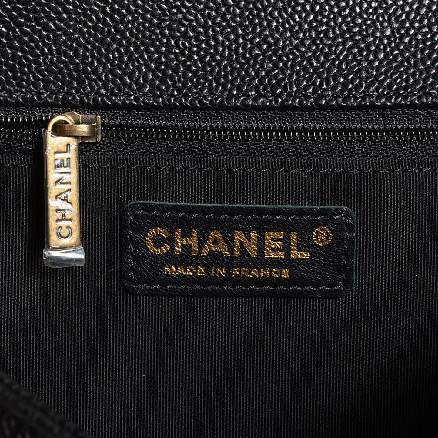 Caviar Quilted New Medium Boy Flap Black