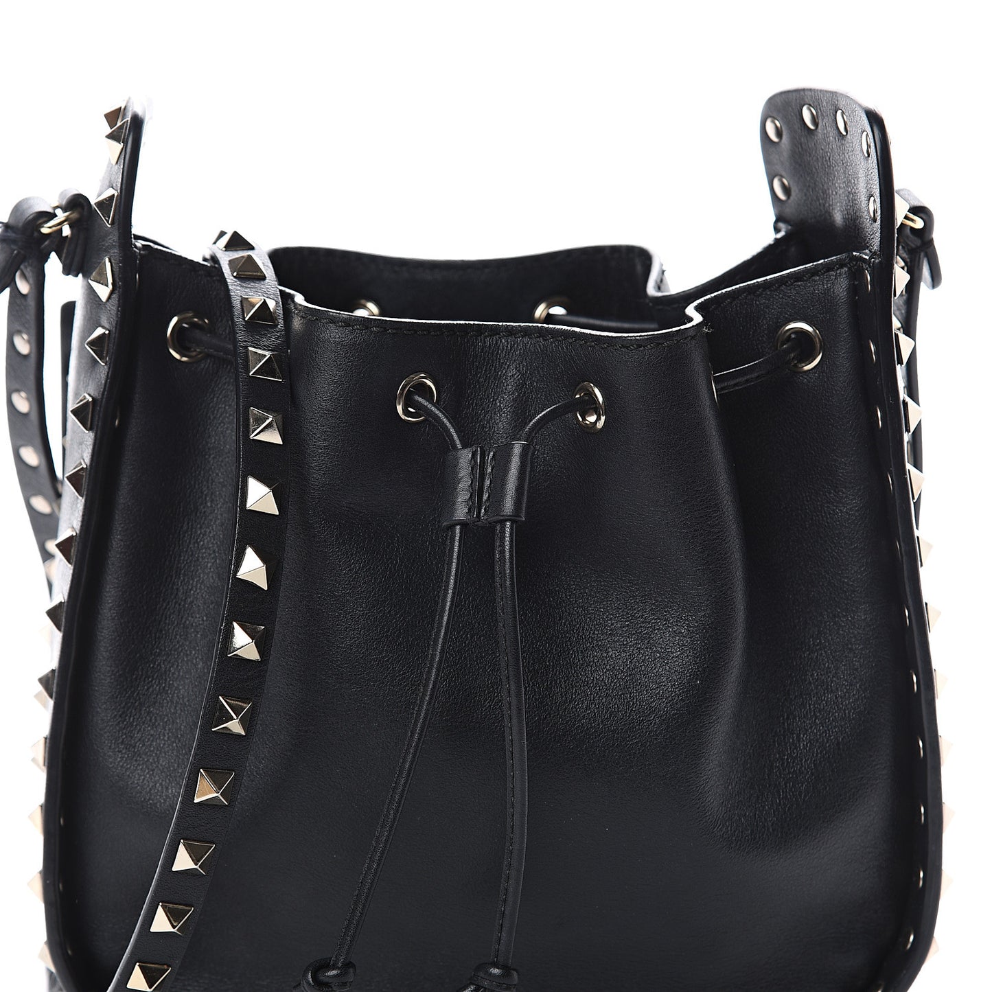 Vitello Rockstud Bucket Bag Black