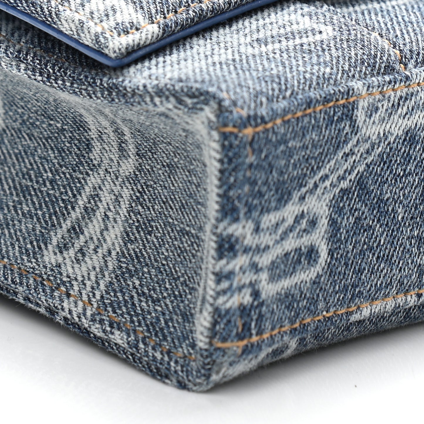 Denim BB Monogram Hourglass Chain Bag Blue