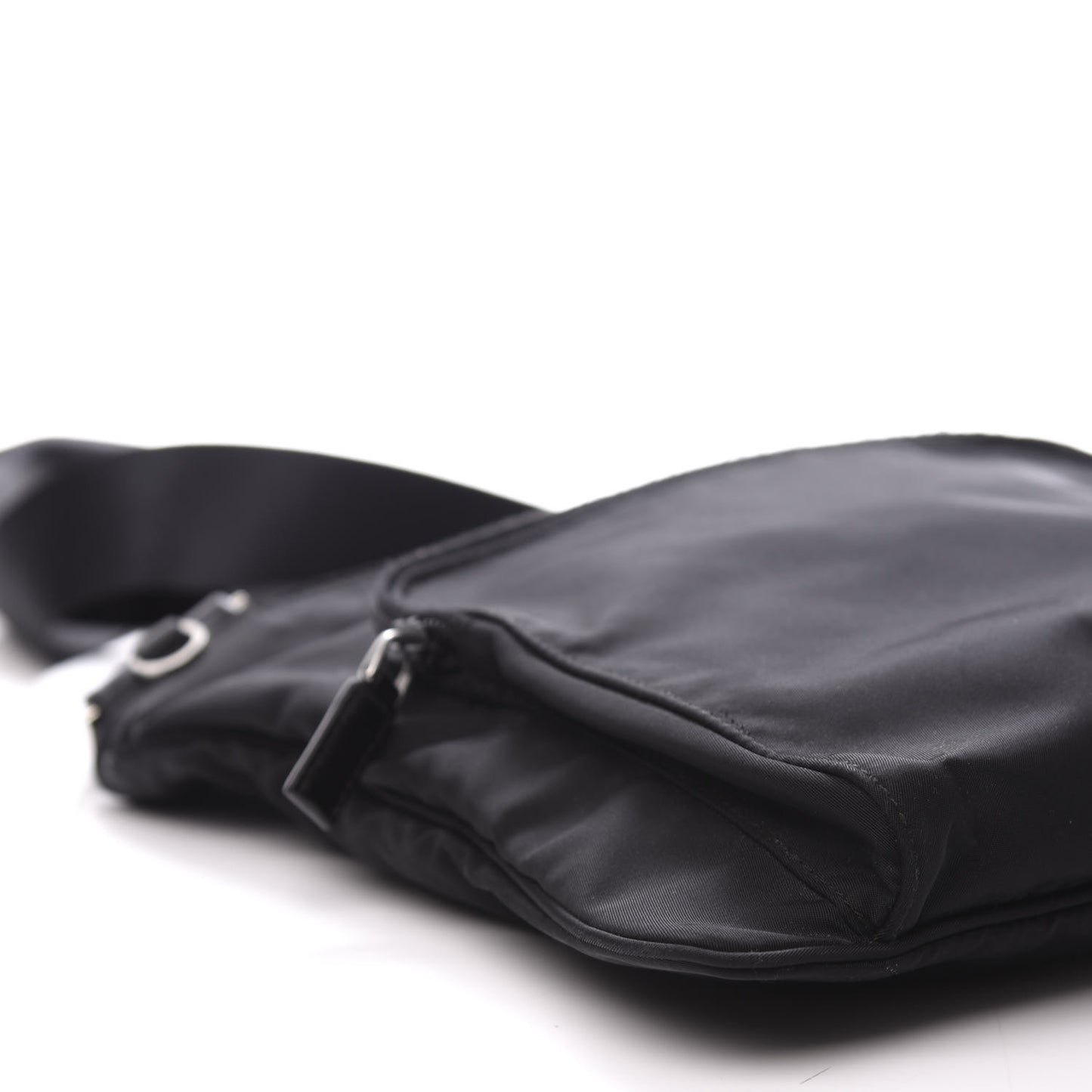 Nylon Vela Flat Messenger Bag Black