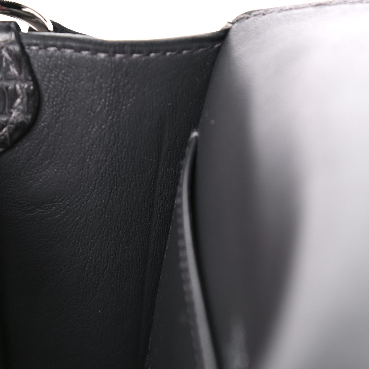 Matte Alligator Mini Sac Roulis Graphite