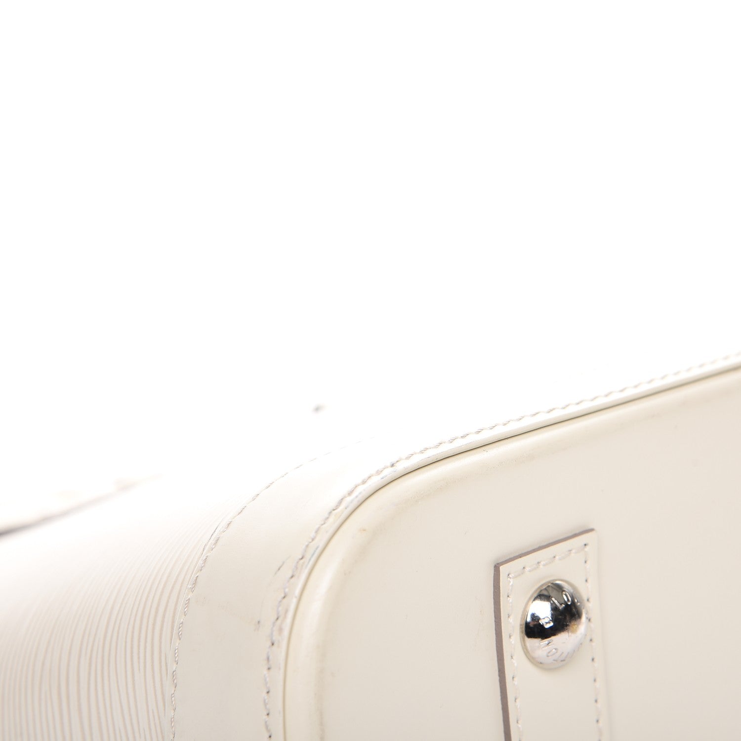 Louis Vuitton Epi Alma PM Ivory 12 of 17
