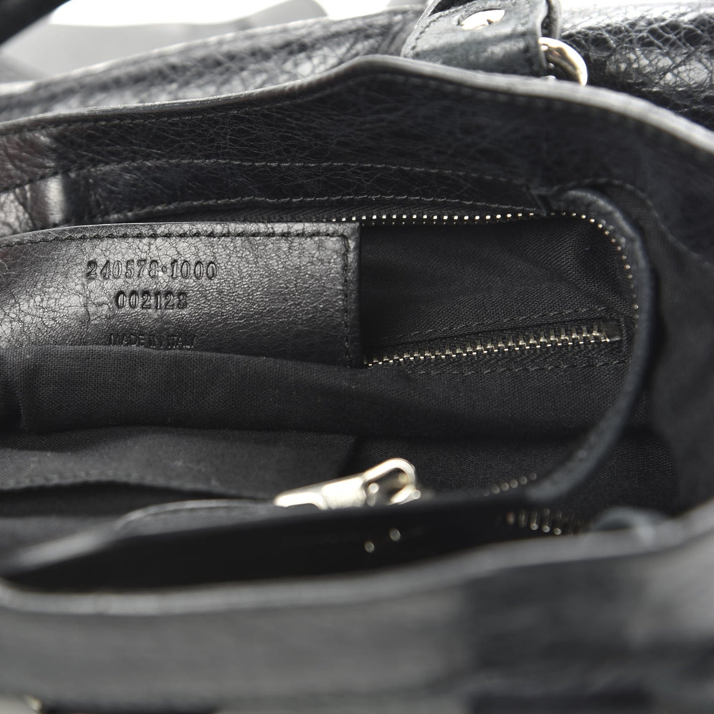 Agneau Giant 12 Silver Hardware Town Black