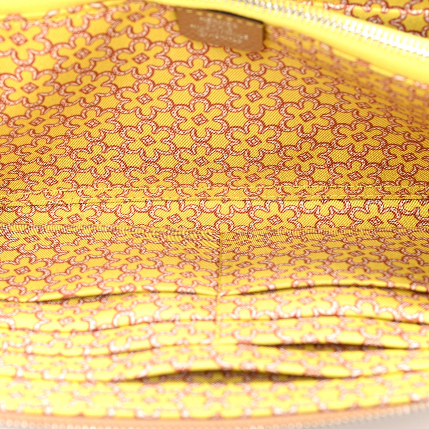 Epsom Silk'In Wallet Chai