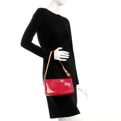 Louis Vuitton Vernis Pochette Accessories NM Rose Indien 2 of 7